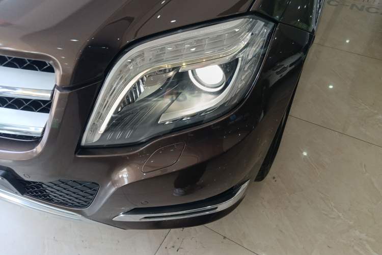 Used Mercedes-Benz GLK-Class 2013 Facelift GLK 300 4MATIC Fashion Edition
