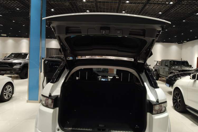 Used Land Rover Range Rover Evoque 2014 2.0T 5-Door Ignite Edition