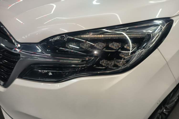 Used Buick GL8 2021 ES Landtrek 653T Luxury Model