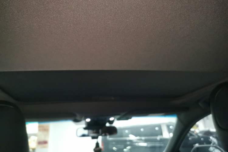 Used Toyota Avalon 2019 Dual-Engine 2.5L Luxury Edition China VI Standard
