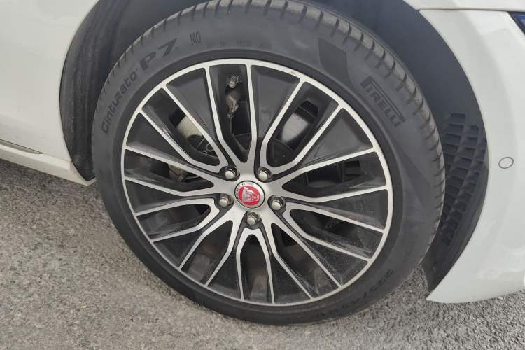 Used Jaguar XEL 2020 2.0T 200 PS S Advanced Elegance Edition
