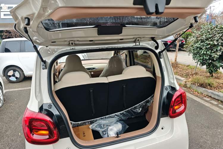 Used Wuling Hongguang MINIEV 2025 Four-Door Version Advanced Edition
