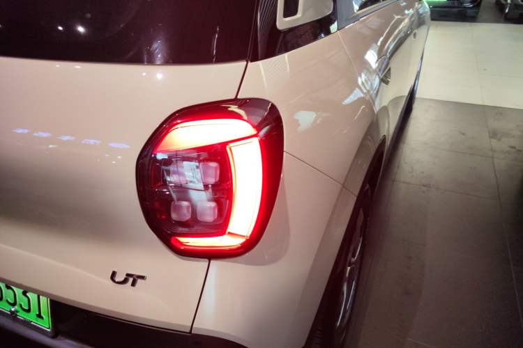 Used AION UT 2025 330 Starlight Edition