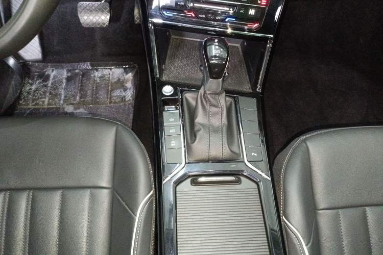 Used Volkswagen Passat 2023 330TSI Starry Elite Edition
