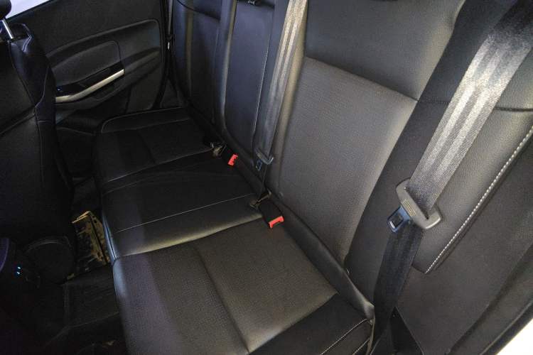 Used Ford Escort 2015 1.5L Automatic Fashion Model
