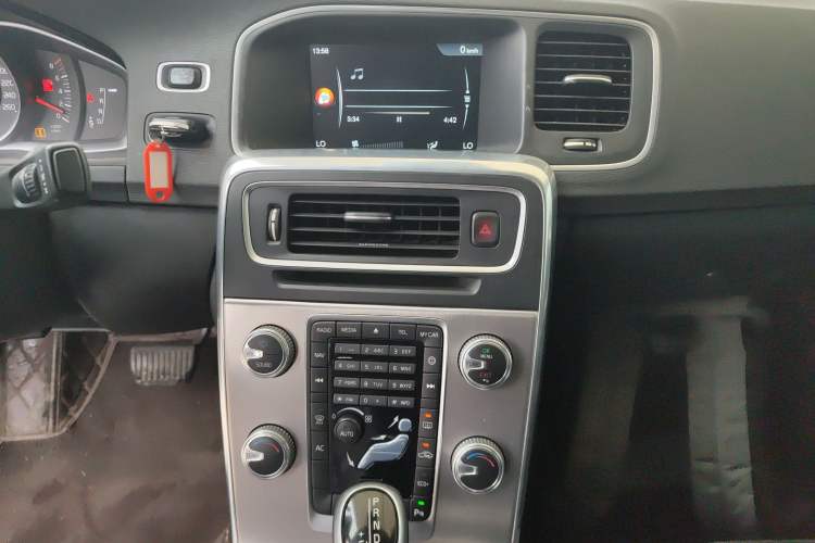 Used Volvo S60 2017 S60L T3 Smart Drive Edition