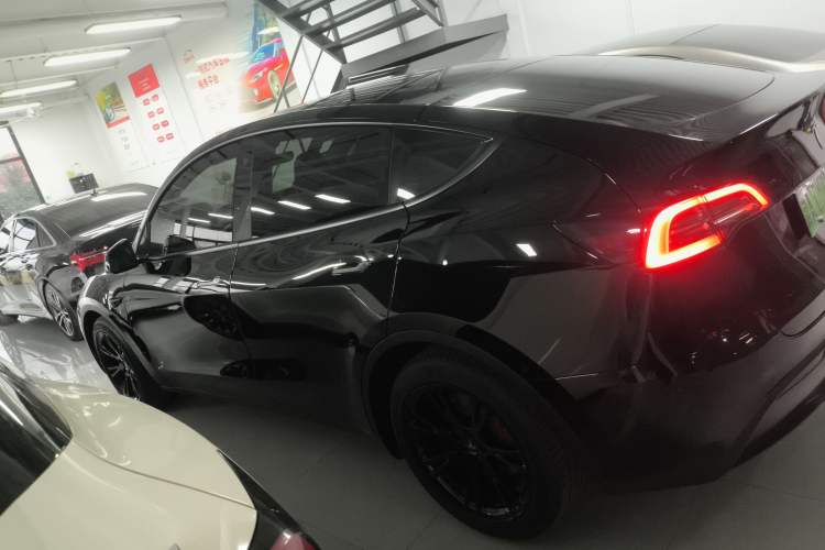 Used Tesla Model Y 2022 Rear-Wheel-Drive Version