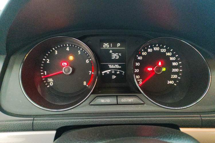 Used Volkswagen Gran Lavida 2017 230TSI DSG Comfort Edition
