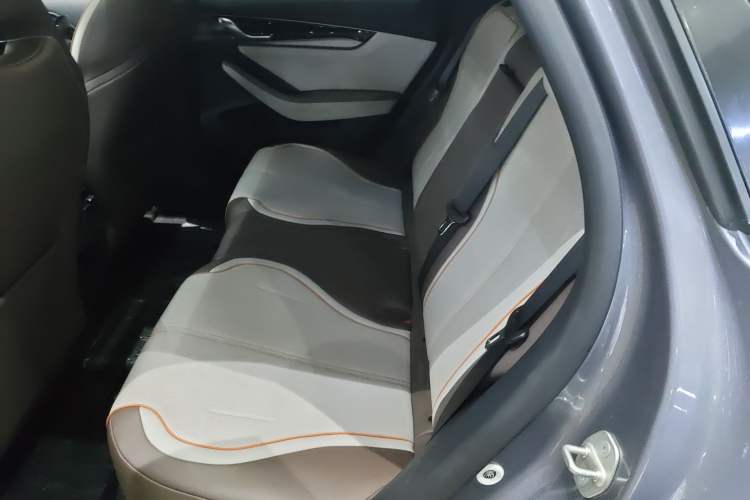 Used BYD Qin PLUS 2024 HONOR Edition DM-i 120KM Leading Model
