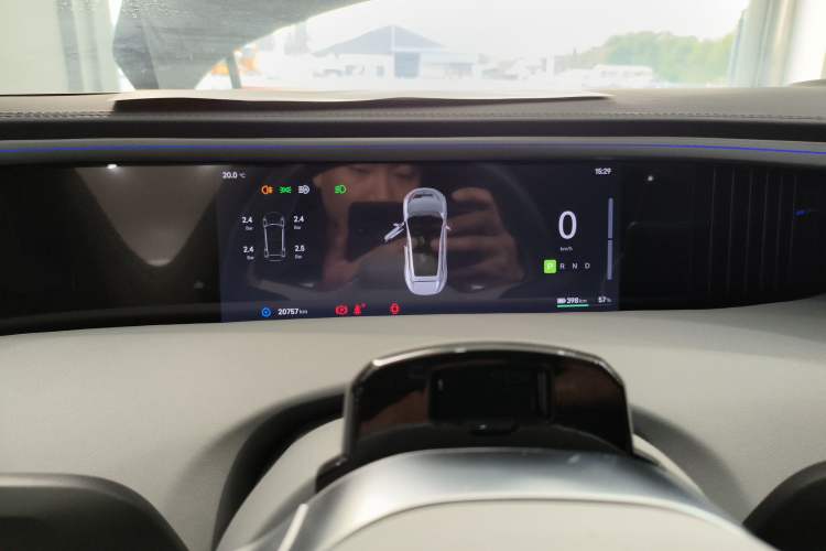 Used  11 2023 Harmony 116° Four-Wheel Drive Version
