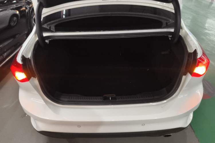 Used Ford Focus 2019 Sedan EcoBoost 180 Automatic Trend Edition