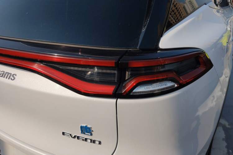 Used BYD Tang New Energy 2019 EV600 Two-Wheel Drive Smart Connectivity Deluxe Model