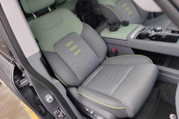 Used Beijing Auto BJ40 2024 2.0D All-New Blade Hero Crosser
