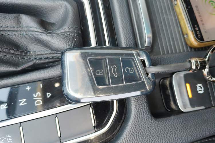 Used Volkswagen Magotan 2019 330TSI DSG Leading Model China VI Standard