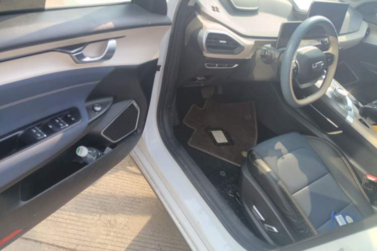 Used Geometry A 2022 Pro 430KM Green Apple Plus
