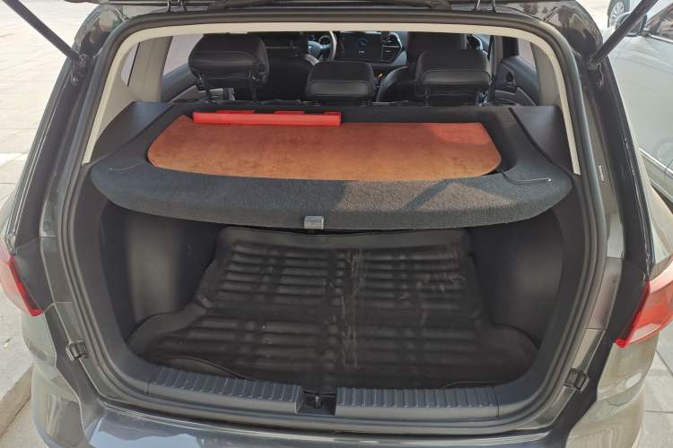 Used Jetta VS5 2023 280TSI Automatic Enjoyment Model
