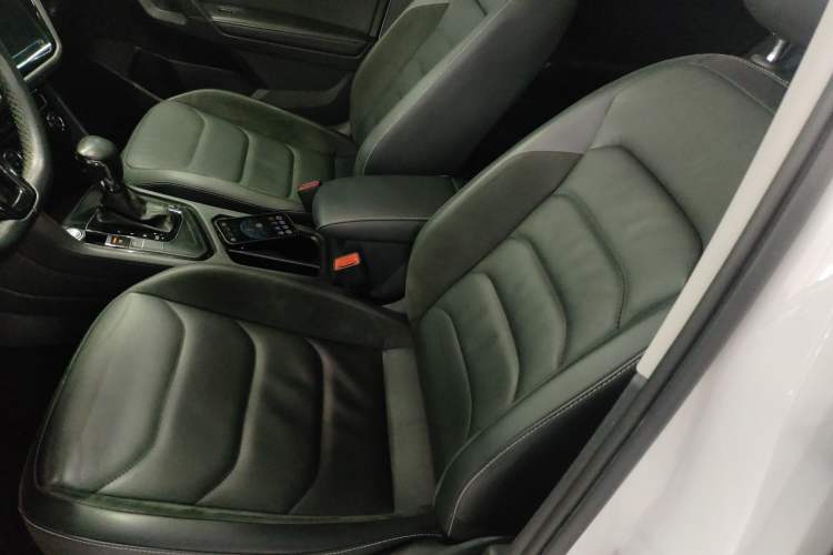 Used Volkswagen Tiguan L 2019 Updated Version 330TSI Automatic Two-Wheel Drive Panoramic Comfort Edition China VI Standard