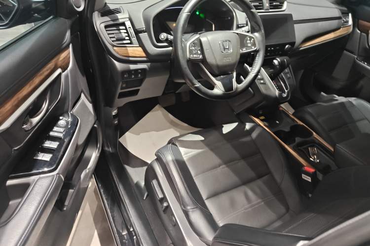 Used Honda CR-V 2021 240TURBO CVT 2WD Fashion Edition