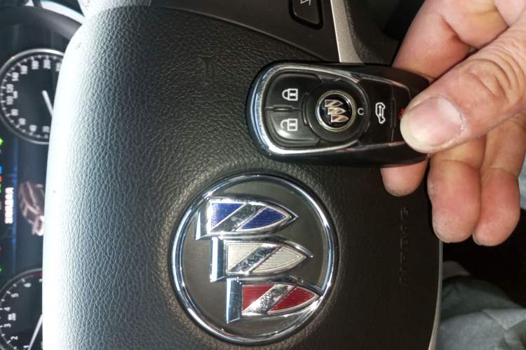 Used Buick GL8 2023 Land Executive Class Smart Enjoyment Model
