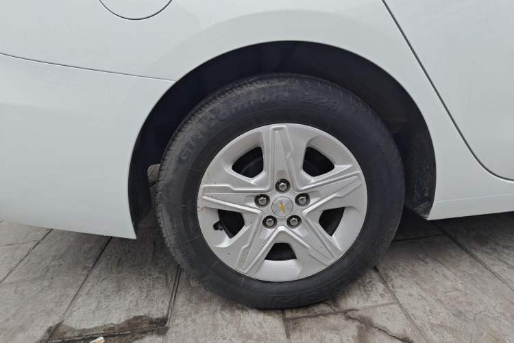 Used Chevrolet Cavalier 2019 320 Automatic Enjoyment with Sunroof
