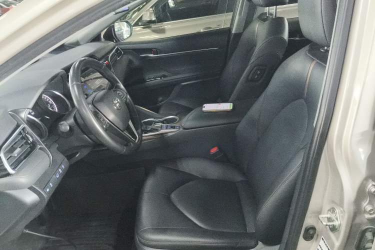 Used Toyota Camry 2019 Revised Version 2.5G Luxury Edition
