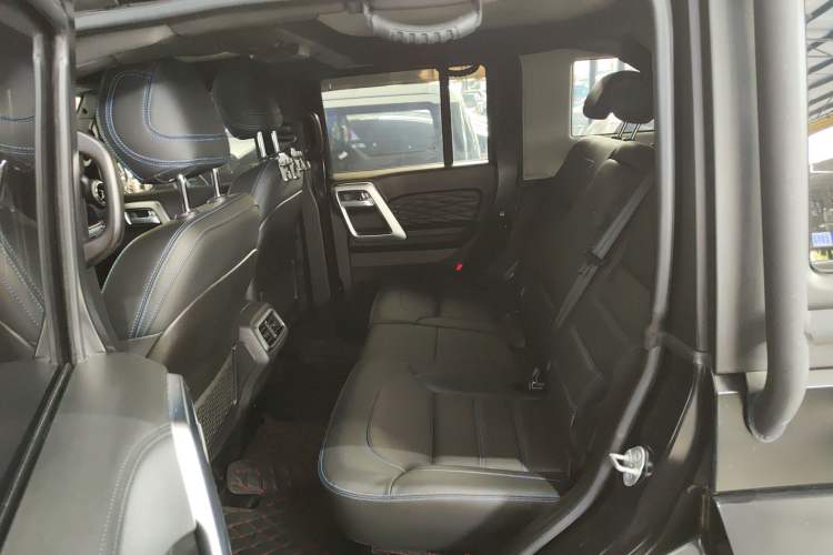 Used BAIC Off-Road BJ40 2023 2.0D Automatic Four-Wheel Drive Blade Hero Edition Adventurer Type
