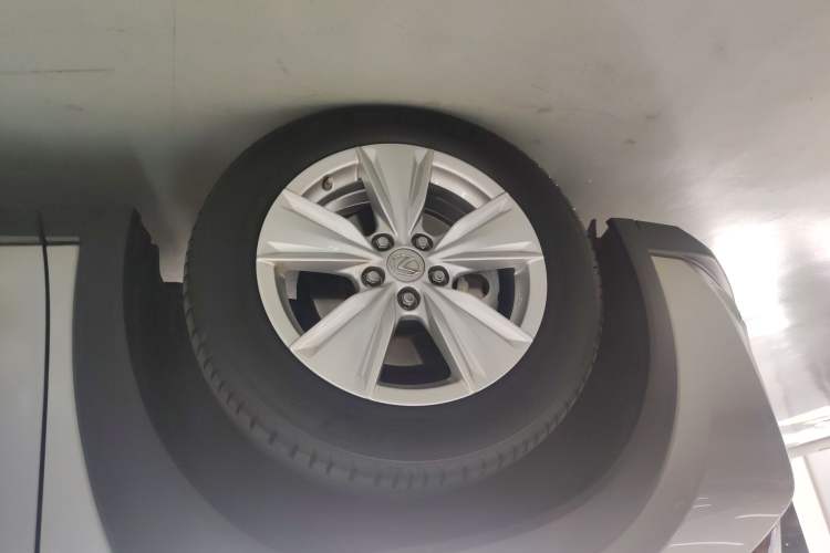 Used Lexus UX 2022 260h Explore-Cool Edition