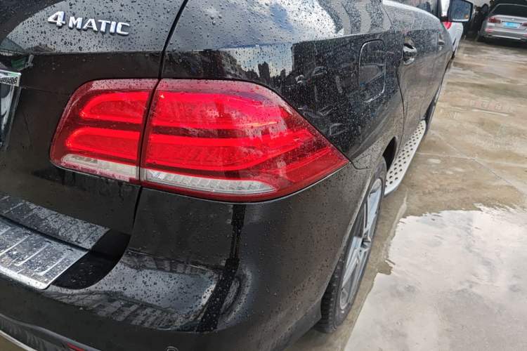 Used Mercedes-Benz GLE 2015 GLE 400 4MATIC
