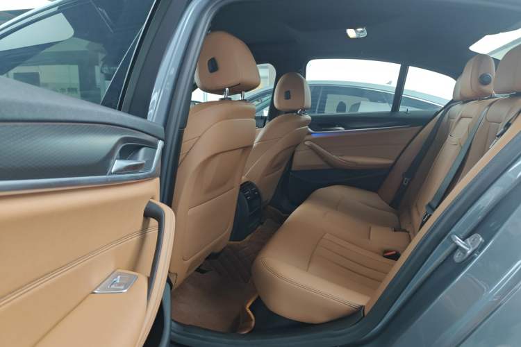 Used BMW 5 Series 2021 525i M Sport Package
