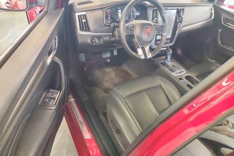 Used Roewe i6 2018 20T Automatic Internet ZhiZun Edition
