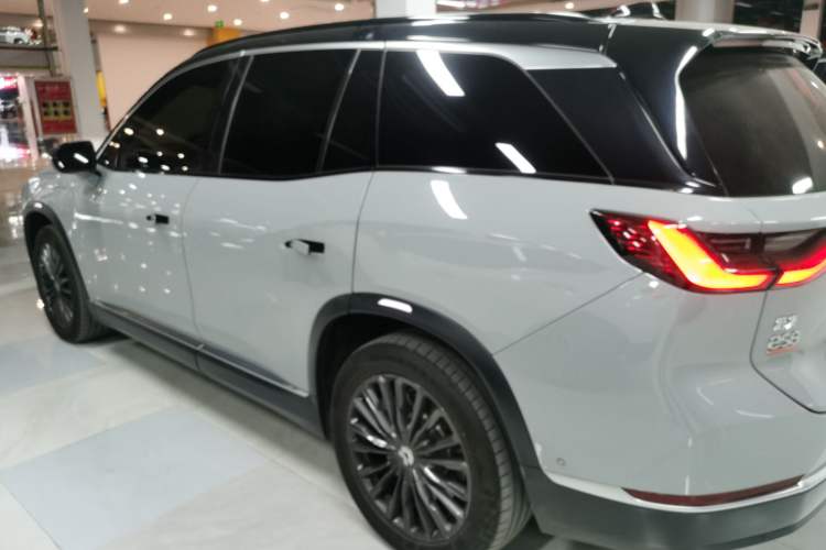 Used Nio ES8 2020 415 km Range 6-Seater Version
