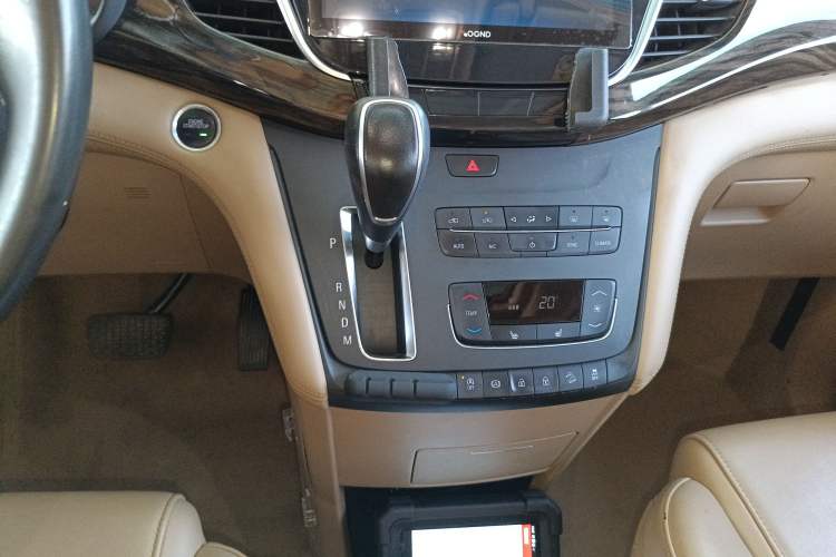 Used Buick GL8 2017 ES 28T Premium Version China V Standard
