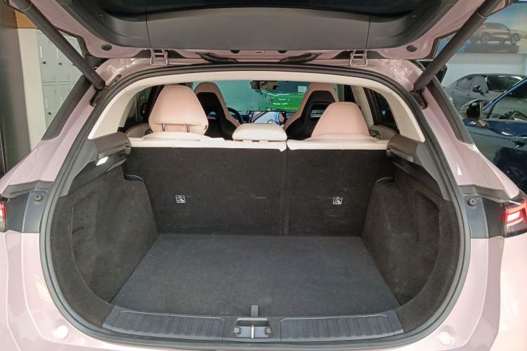 Used Lynk & Co 06 2025 Shero 1.5T Purple Special Edition
