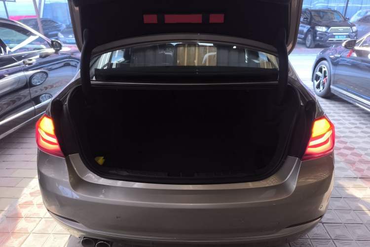 Used BMW 3 Series 2018 320Li Fashion Model