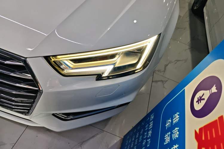 Used Audi A4L 2018 30th Anniversary Edition 40 TFSI Trendy Model
