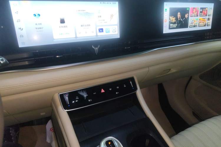 Used VOYAH Dream 2022 Low-Carbon Edition Dream+ Smart Enjoyment Package
