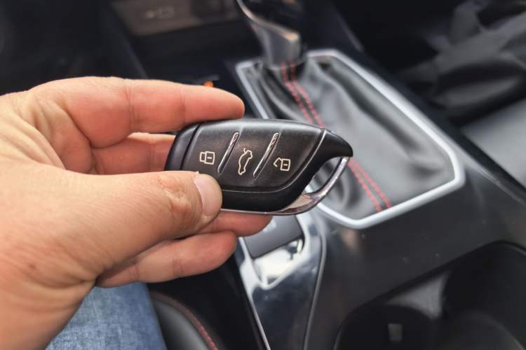 Used MG 5 2022 180 DVVT CVT Youth Luxury Edition
