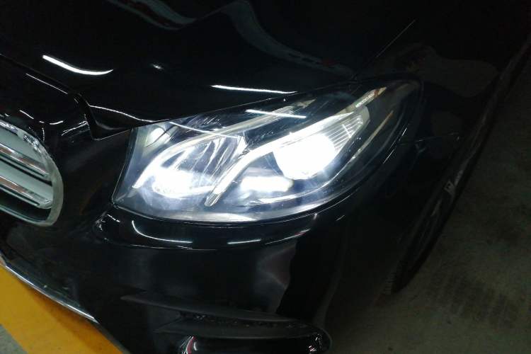 Used Mercedes-Benz E-Class 2019 E 200 L Sport 4MATIC
