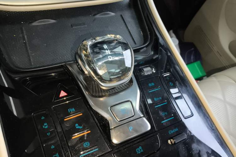 Used Denza D9 2024 DM-i 980 Four-Wheel Drive Prestige Model