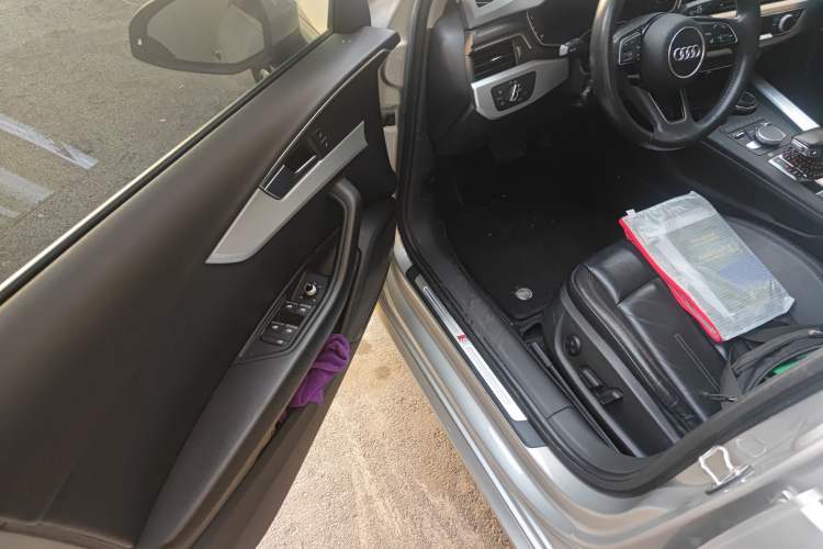 Used Audi A4L 2017 Plus 45 TFSI quattro Sport model