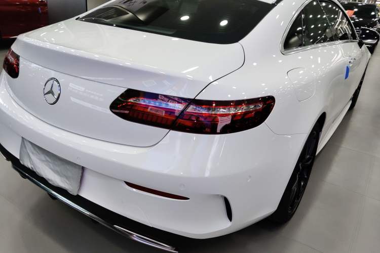 Used Mercedes-Benz E-Class (Import) 2023 E 260 Coupe
