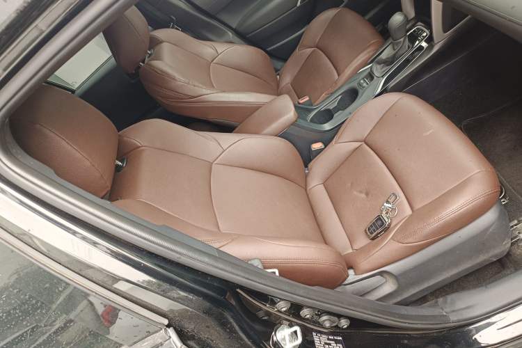 Used Toyota FRONTLANDER 2023 2.0L CVT Leading Edition
