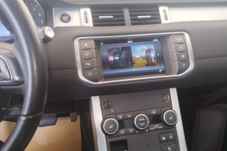 Used Land Rover Range Rover Evoque 2018 200PS PURE New Fashion Edition
