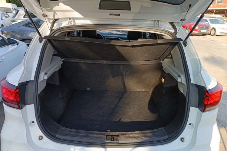 Used MG ZS 2022 180 DVVT Automatic Global Million-Unit 958 Edition
