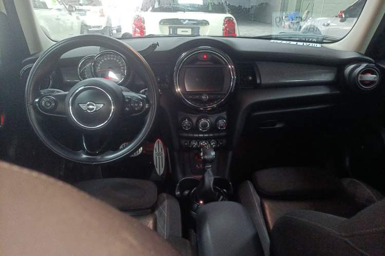 Used MINI MINI 2016 1.5T COOPER Five-Door Edition
