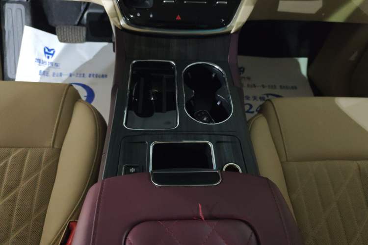 Used Buick GL8 2022 ES Land Cruiser 653T Luxury Model