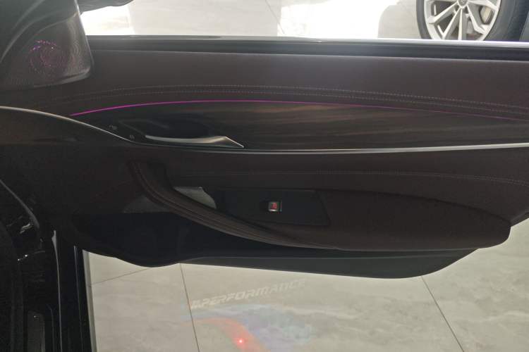 Used BMW 5 Series 2022 Updated 530Li Leading Edition Luxury Package
