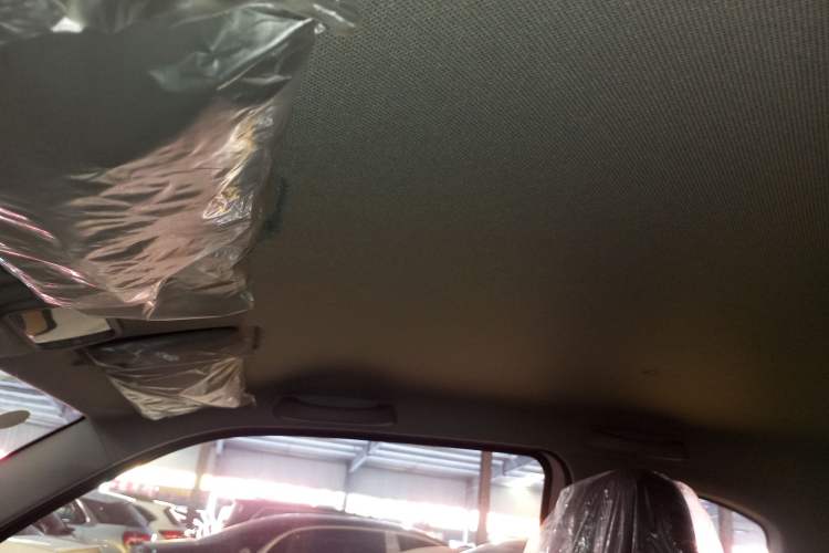 Used Wuling Hongguang MINIEV 2022 Macaron Fashion Model Lithium Iron Phosphate
