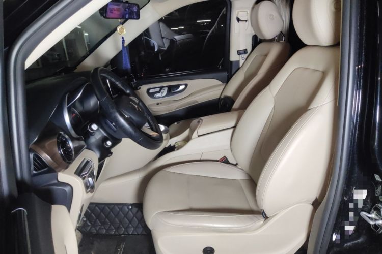 Used Mercedes-Benz V-Class 2021 V 260 Avantgarde Edition
