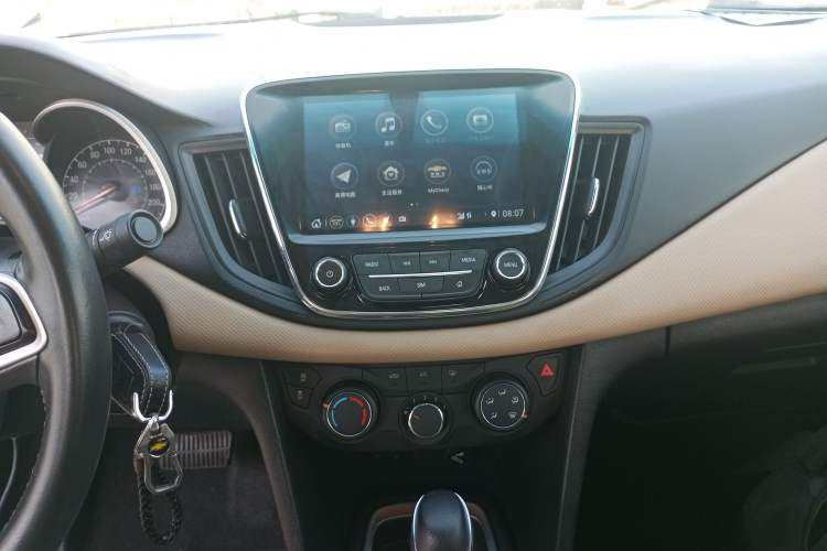 Used Chevrolet Monza 2022 320 Automatic Enjoyment Sunroof Version
